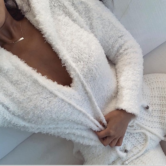 SOLD OUT - Picture 4 of 5